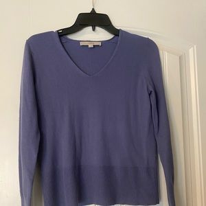 V neck sweater